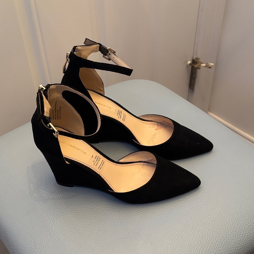 Liz Claiborne Black Velvet Wedge Heels Ankle Strap & Zipper 5